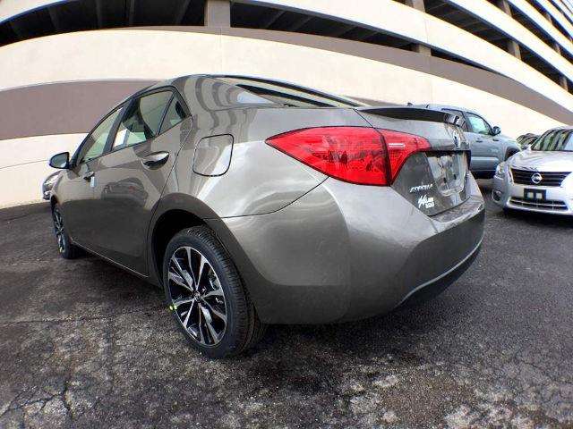 2017 Toyota Corolla SE 4dr Sedan CVT
